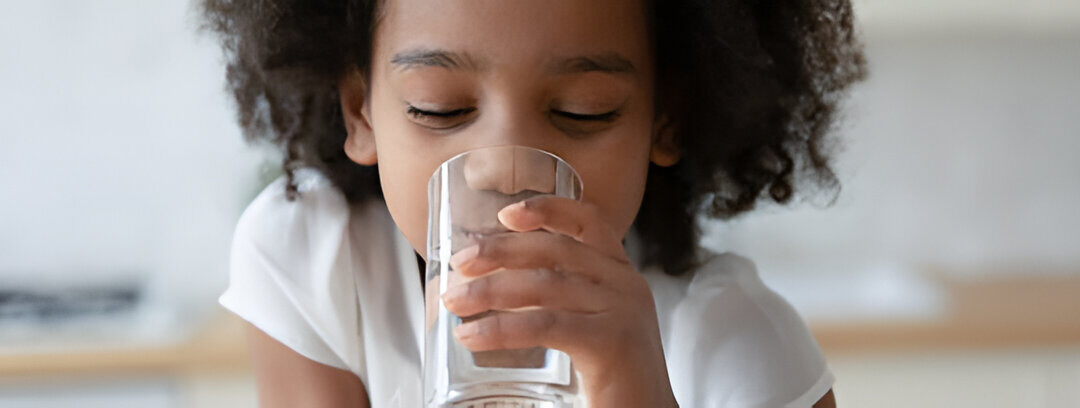 «Agua contaminada y tu salud: La solución es un purificador»