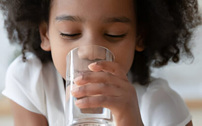 «Agua contaminada y tu salud: La solución es un purificador»